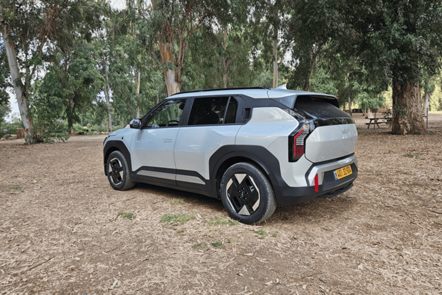 KIA EV3 2025